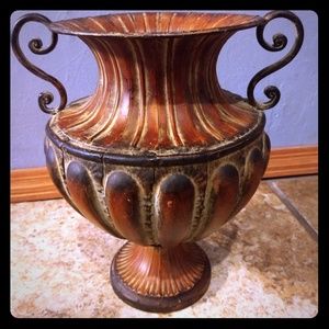 Decorative vase